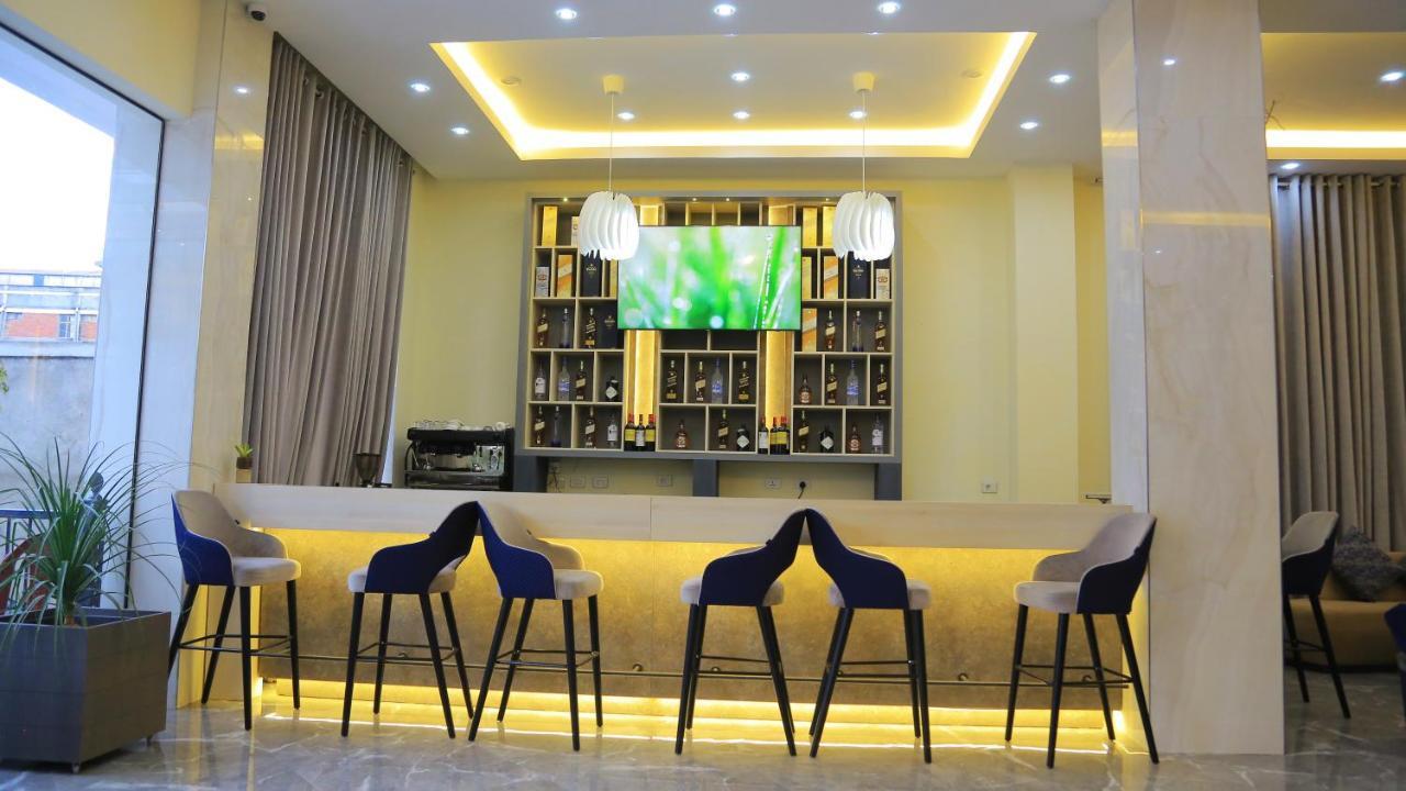 Triple E Hotel And Spa Addis Ababa Exterior foto