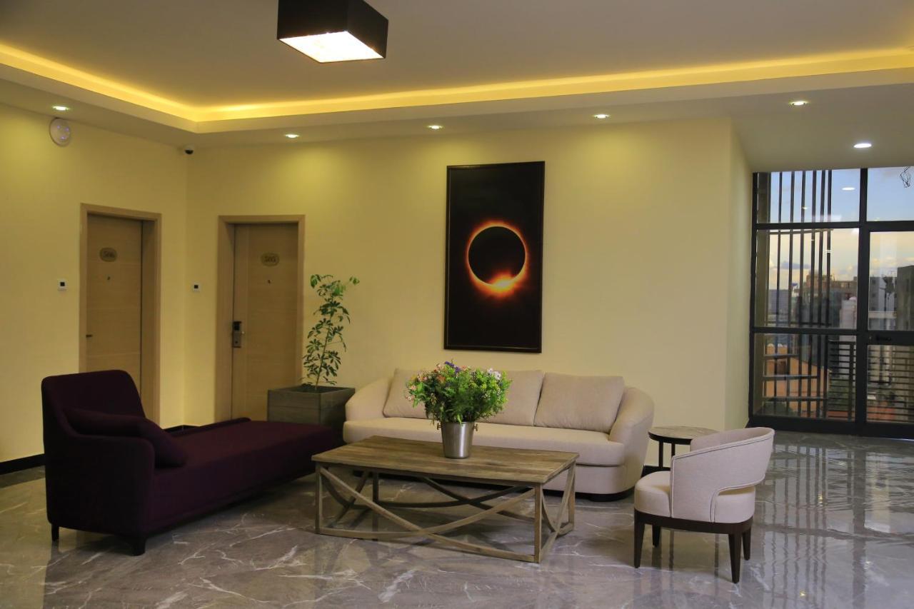 Triple E Hotel And Spa Addis Ababa Exterior foto