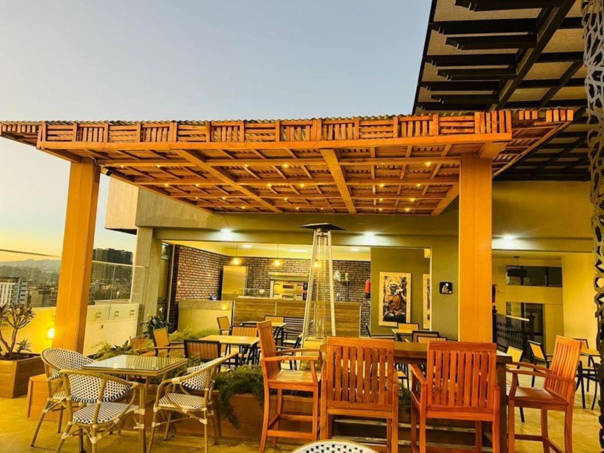 Triple E Hotel And Spa Addis Ababa Exterior foto
